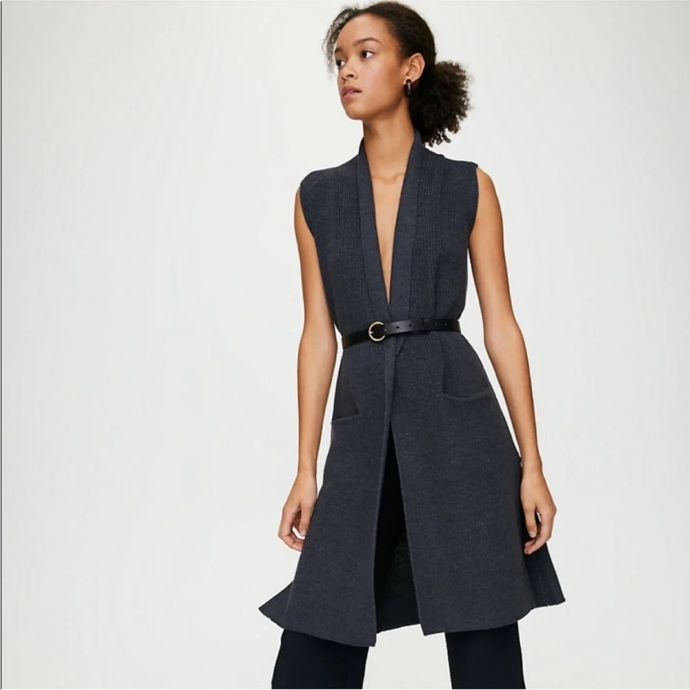 ARITZIA Wilfred Olivie Sleeveless Cardigan Size Small